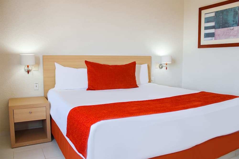 Hotel & Suites Real del Lago