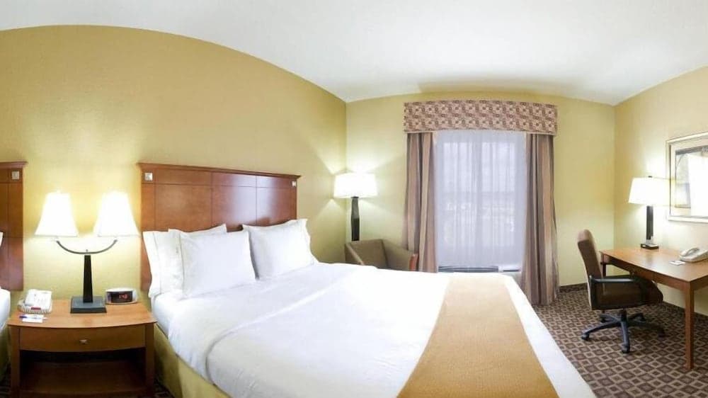 Holiday Inn Express McComb by IHG