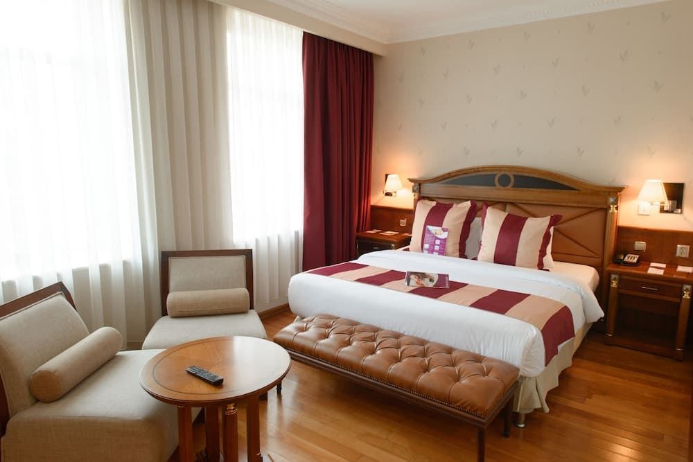 Crowne Plaza Minsk, an IHG Hotel