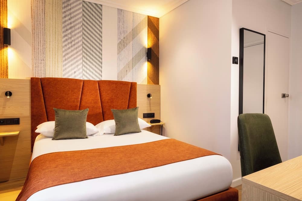 Hôtel Espace Champerret