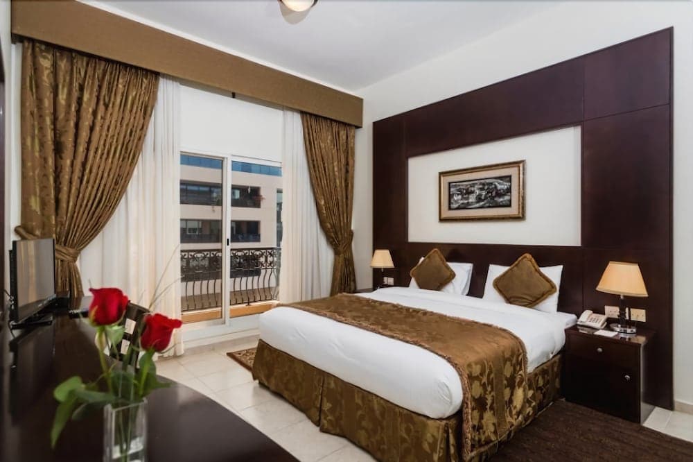 Arabian Dreams Deluxe Hotel Apartments