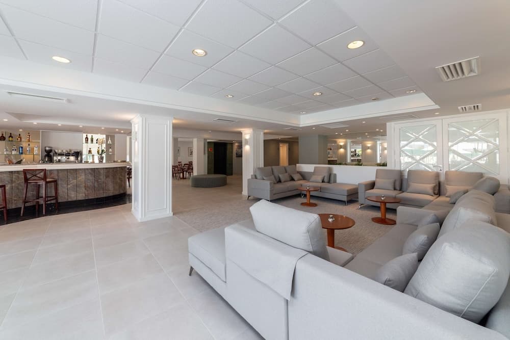 Reverence Life Hotel - Adults Only