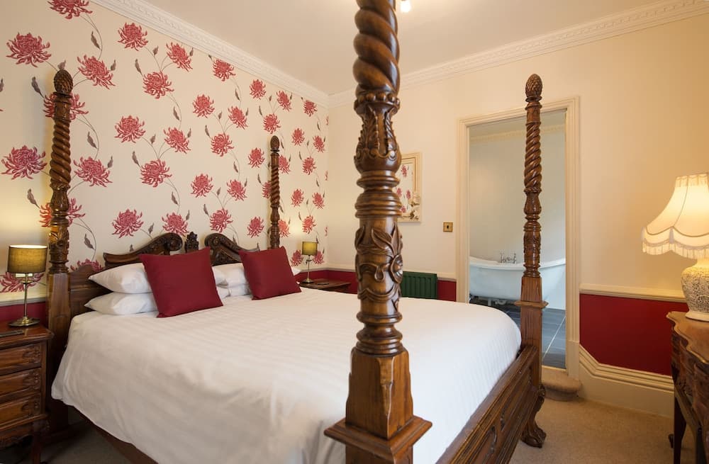 Woodlands Lodge Hotel