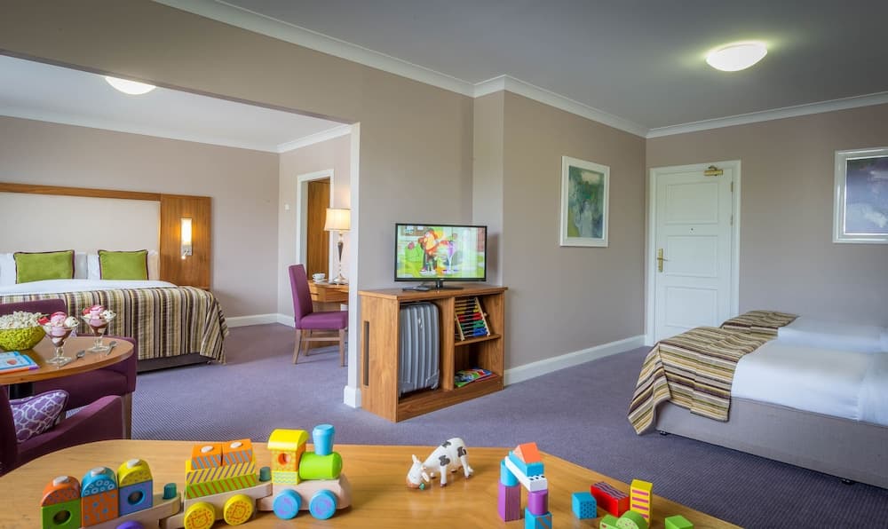 Charleville Park Hotel & Leisure Club