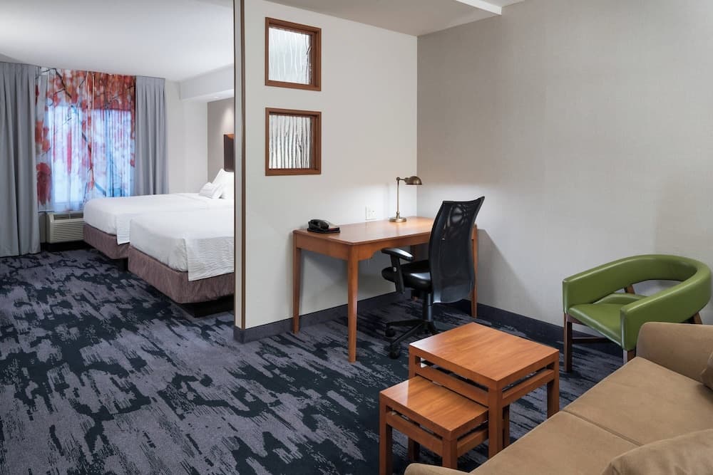 Fairfield Inn & Suites by Marriott Kansas City Overland Park