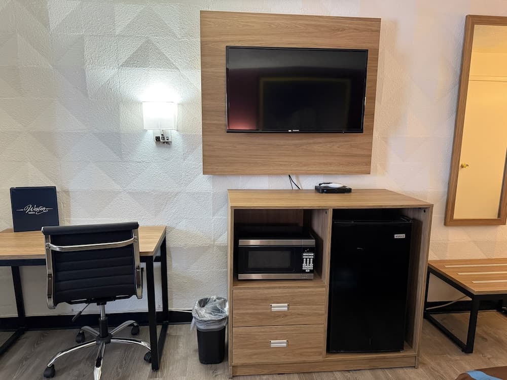 Super 8 by Wyndham Newcastle