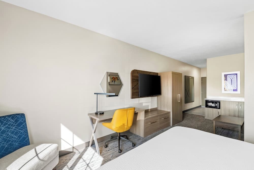 Holiday Inn Express Hotel & Suites Council Bluffs - Conv Ctr by IHG