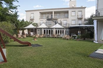 Mariano IV Palace Hotel