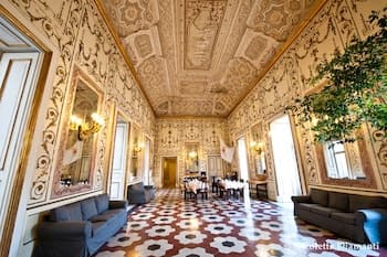 Decumani Hotel De Charme