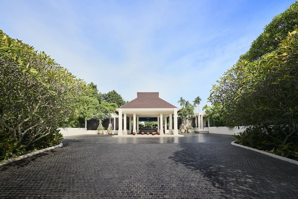 Sea Sand Sun Resort and Villas