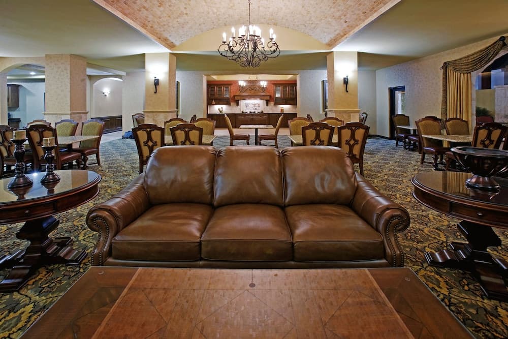 Comfort Suites Alamo - Riverwalk