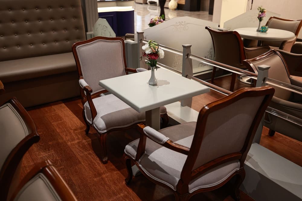 Nova Plaza Orion Hotel