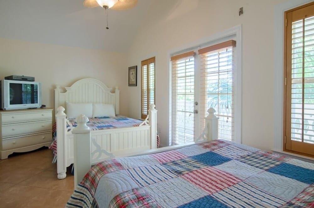 Village at Hawks Cay Villas by KeysCaribbean