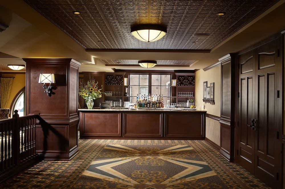 Hotel Julien Dubuque