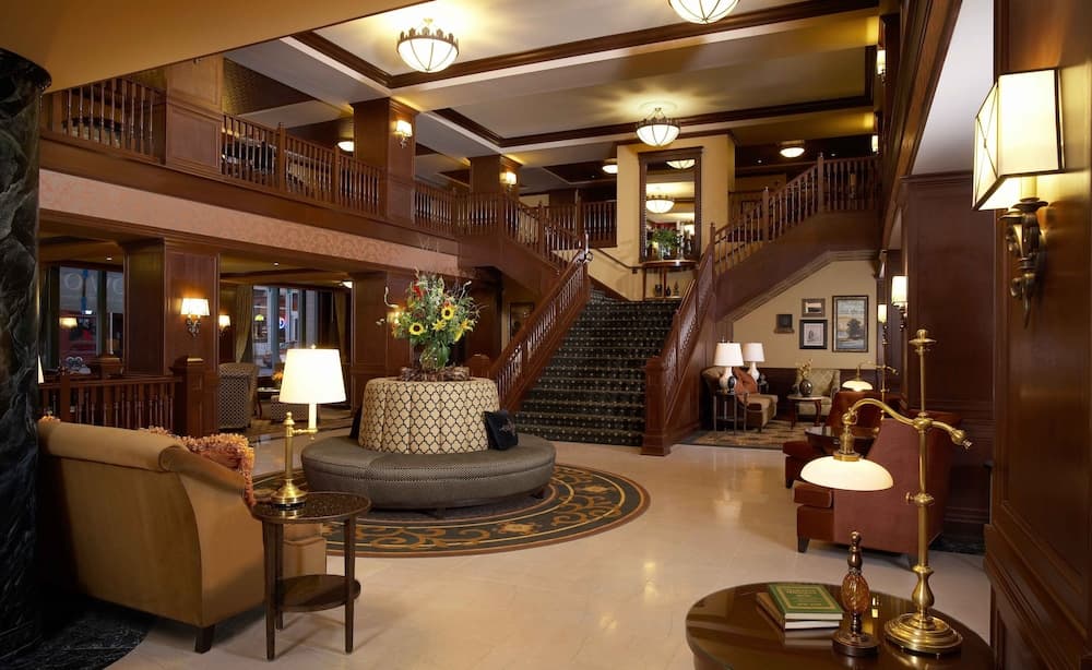 Hotel Julien Dubuque