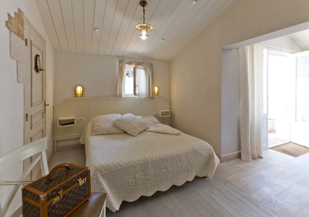 Hôtel Restaurant & SPA Plaisir