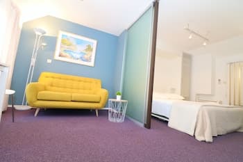 MirÓ Studio Apartments