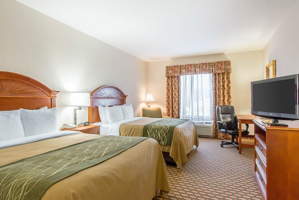 Comfort Inn & Suites Norman near University