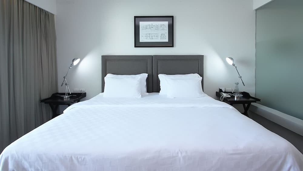 Sugar Palm Grand Hillside