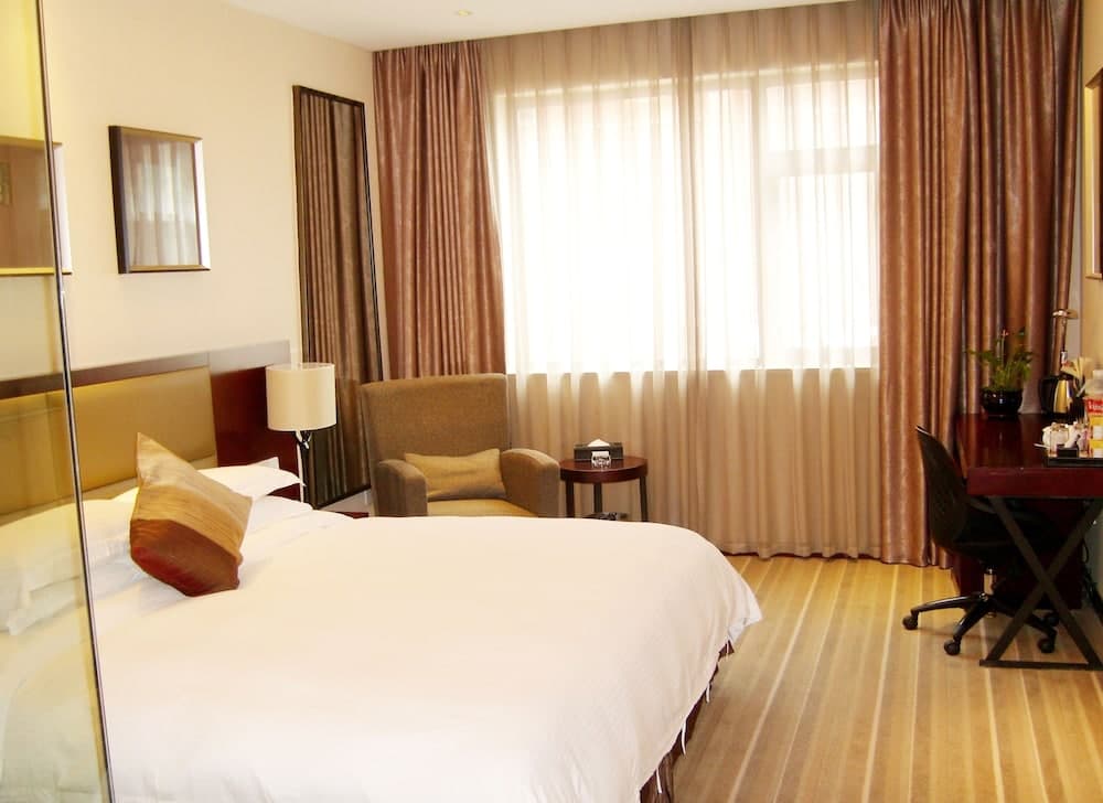 Yiwu International Mansion Hotel