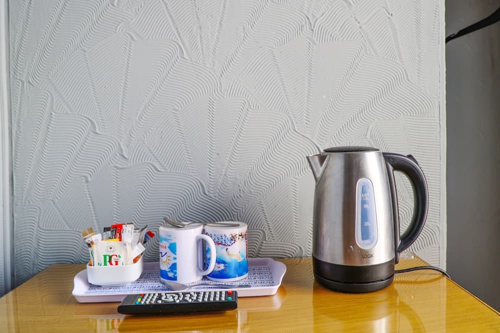 OYO The Shores Hotel, Central Blackpool