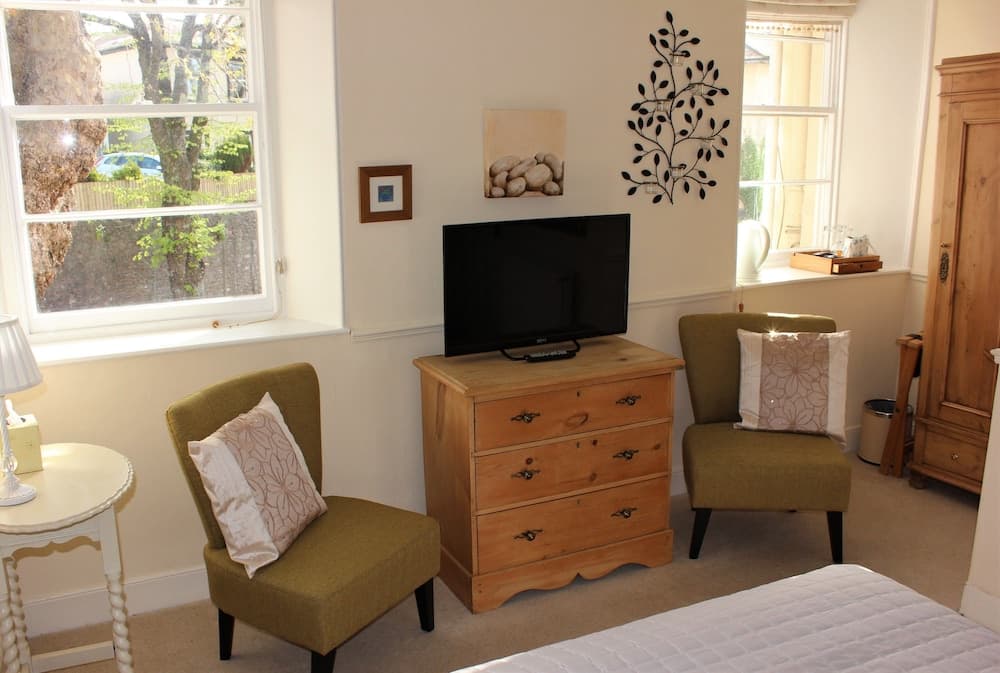 Trafalgar House Hotel - B&B