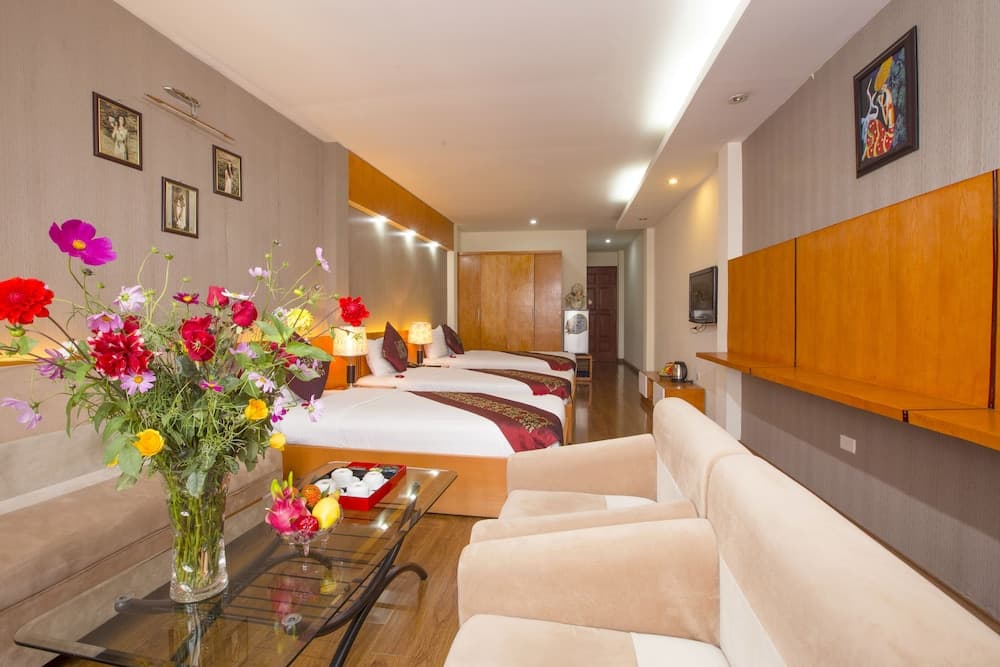 The Queen Hotel & Spa