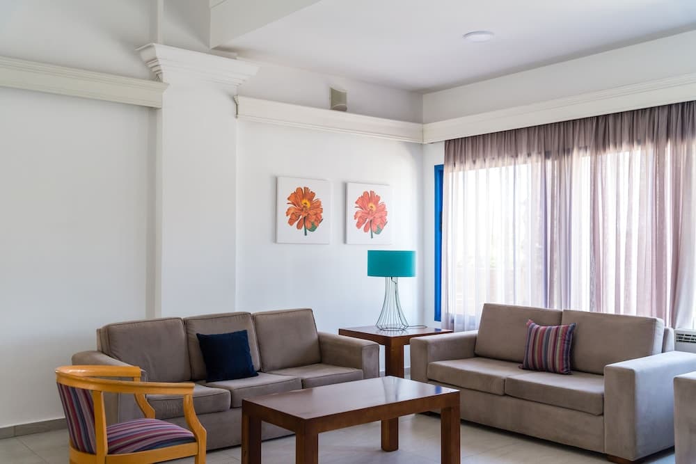 Kefalos - Damon Hotel Apartments