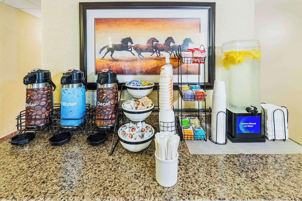 Comfort Inn And Suites Edson