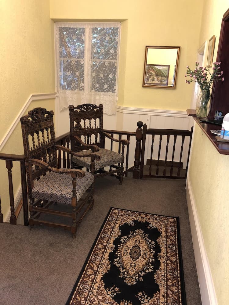 The North Cliff Hotel