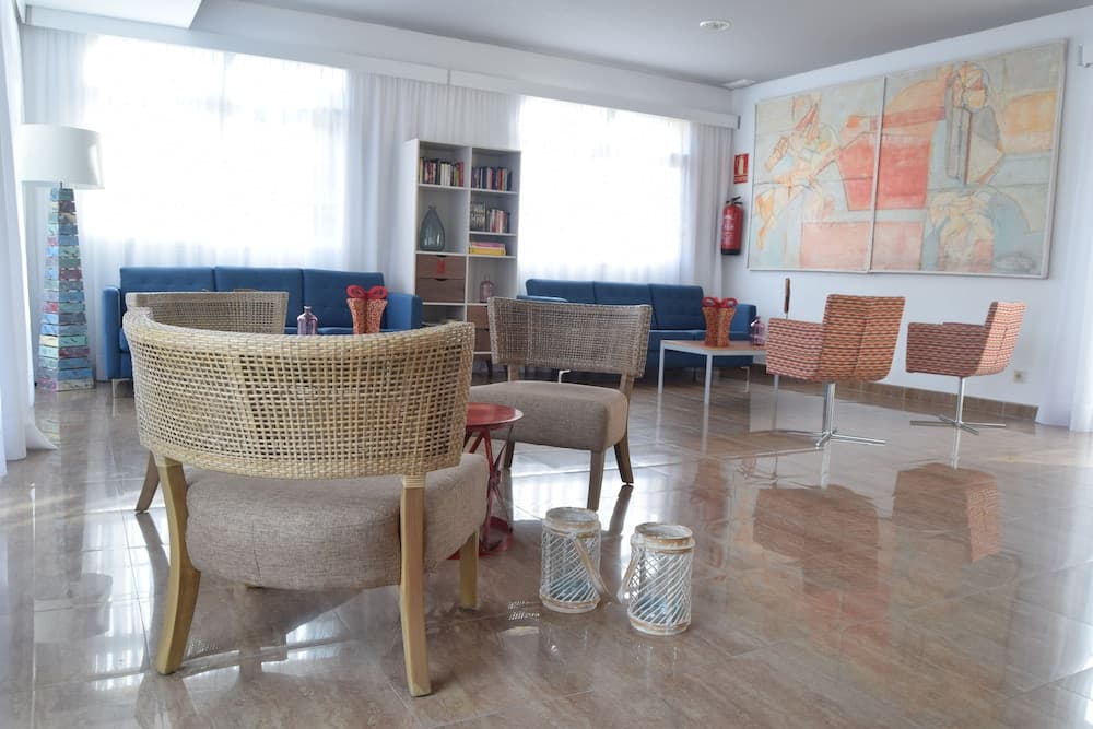 Apartamentos Tisalaya Park