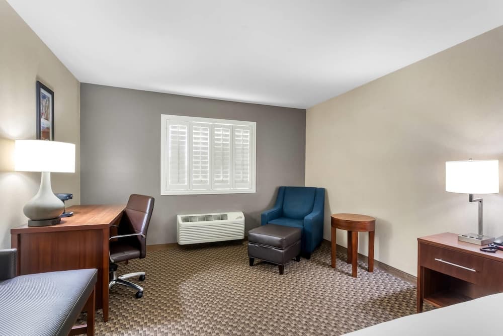 Comfort Inn & Suites Thatcher - Safford