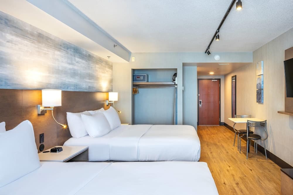 Quality Inn & Suites Levis