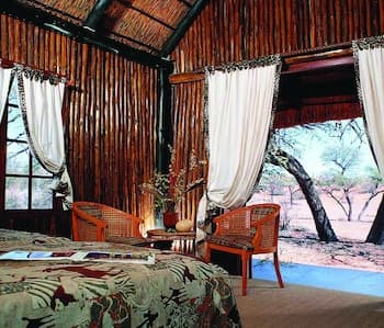 Camelthorn Kalahari Lodge