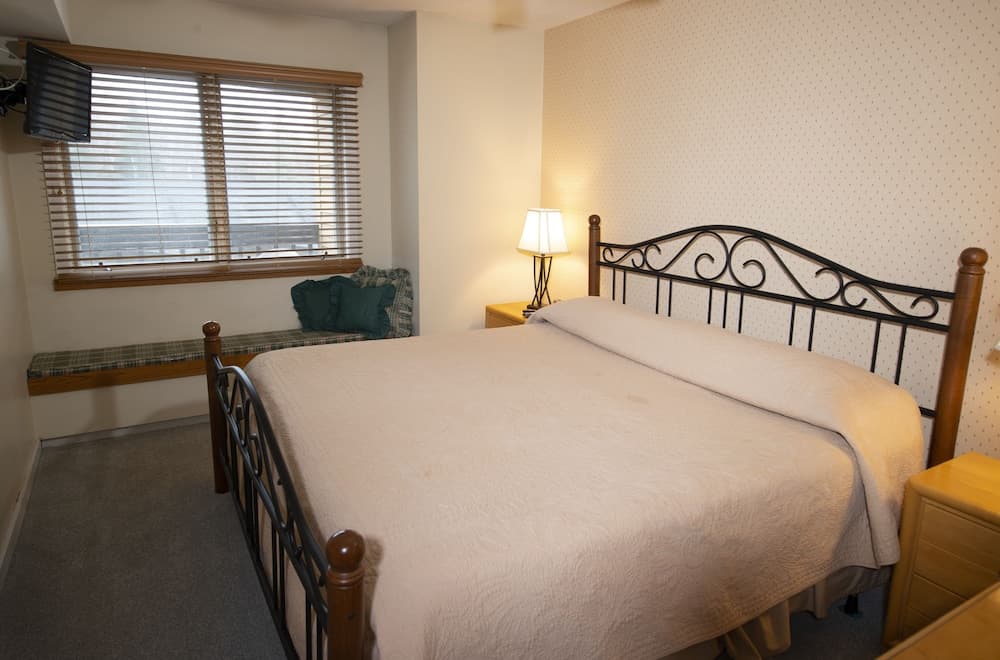 Mountain Lodge at Okemo, A Vail Resorts Property