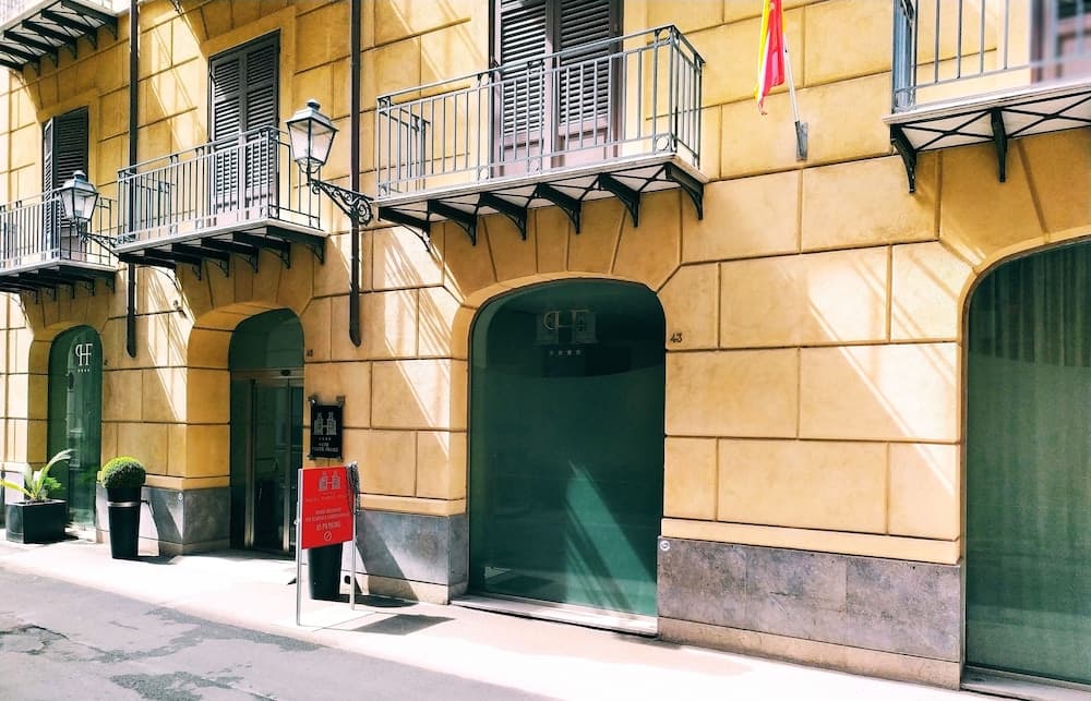 hotel image