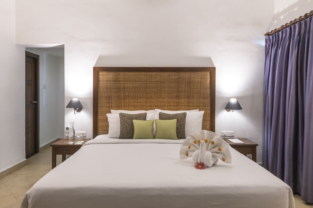 Club Mahindra Ashtamudi