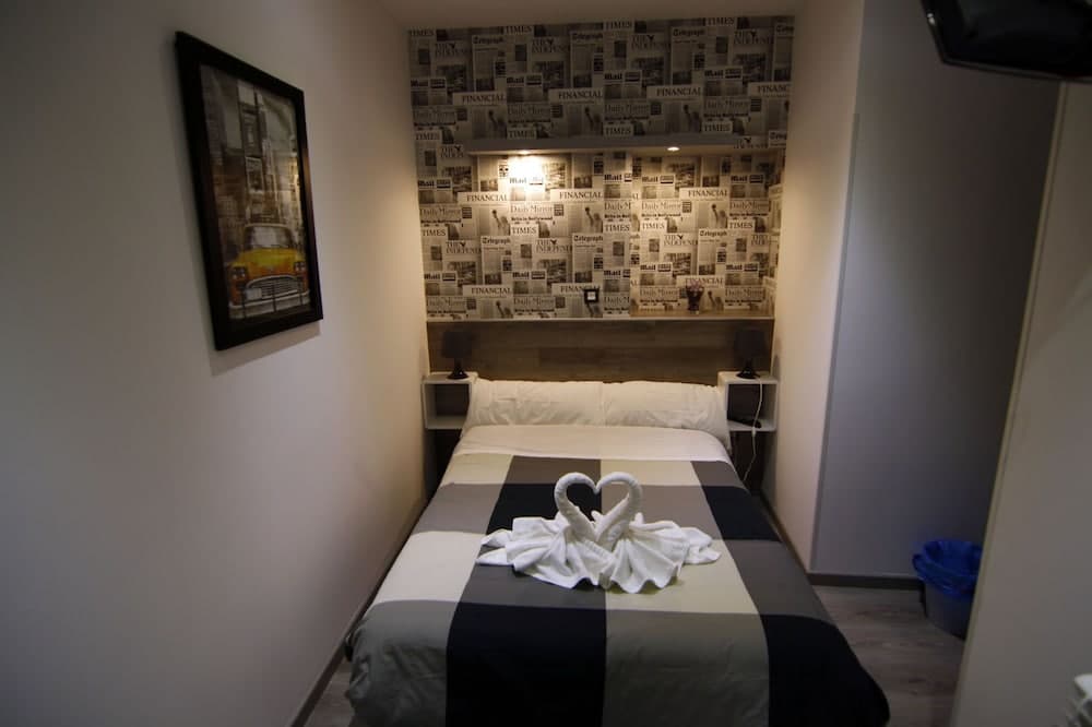 Hostal MH Fuencarral