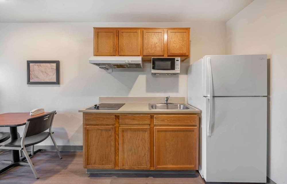 Extended Stay America Select Suites - Orlando - Sanford - Airport