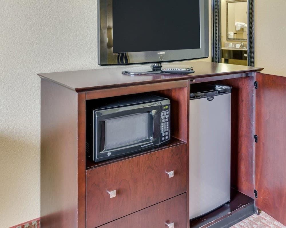 Quality Inn & Suites Slidell