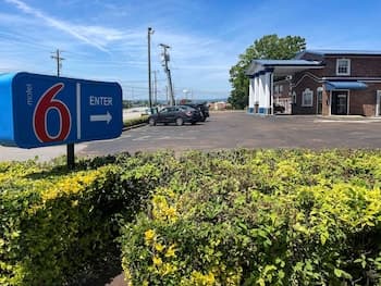 Motel 6 East Ridge, TN