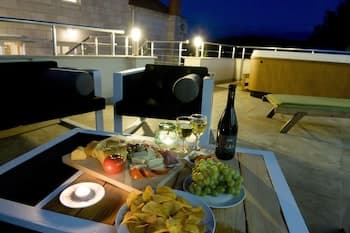 Captain's Villa Sokol