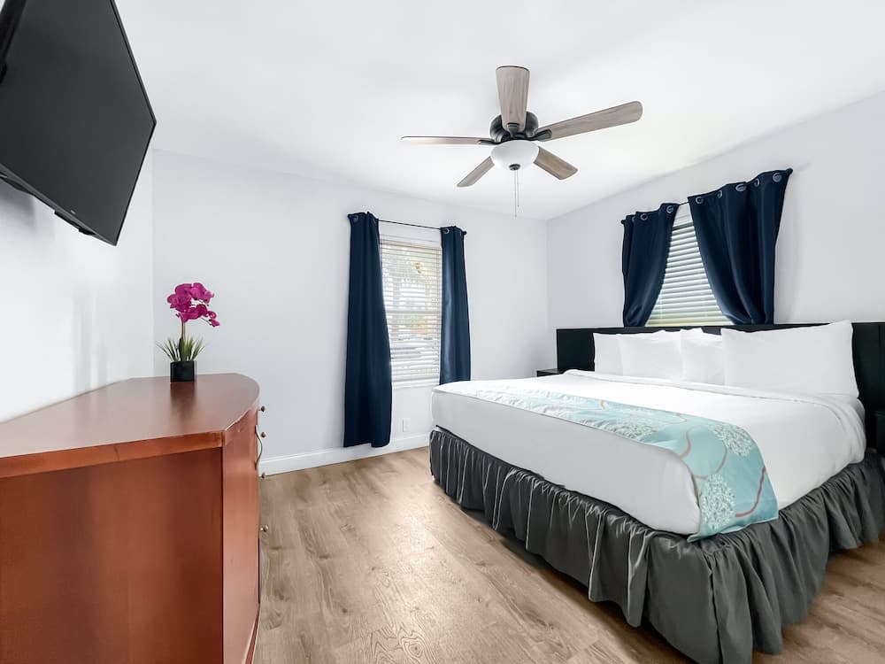 Hollywood Beach Hotels