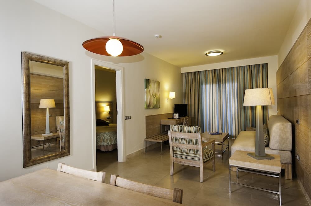 Kn Hotel Arenas del Mar - Adults Only