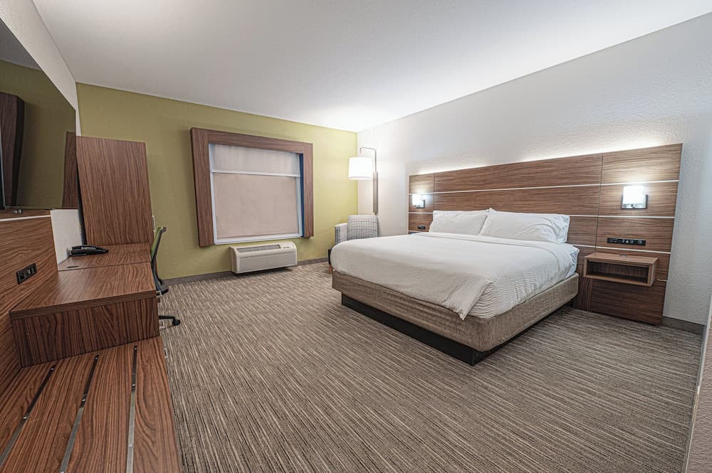 Holiday Inn Express Hotel & Suites East Lansing by IHG