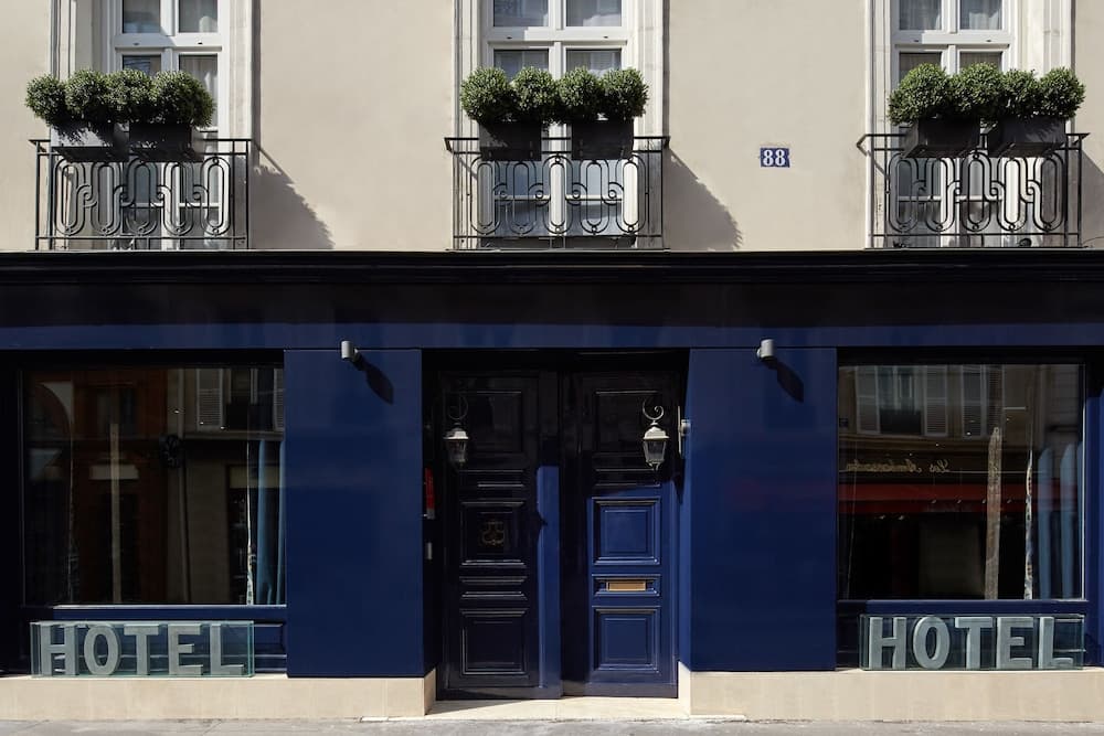 hotel image
