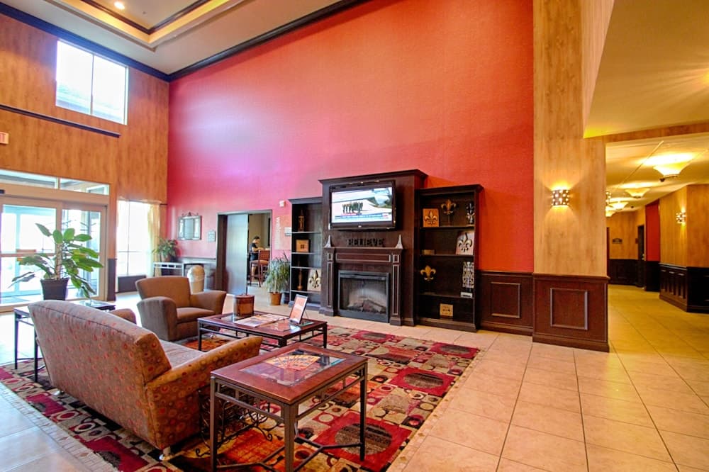 Comfort Inn & Suites Near Lake Lewisville