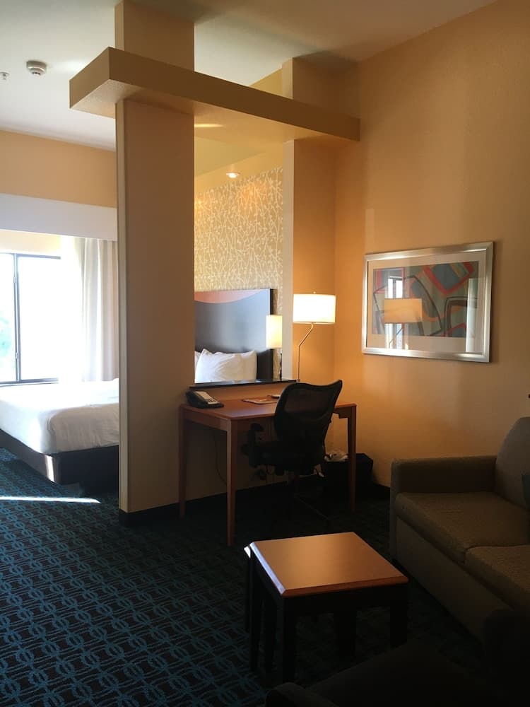 Fairfield Inn & Suites by Marriott Dallas Mansfield