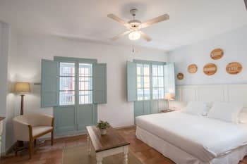 Apartamentos Suites Santa Cruz