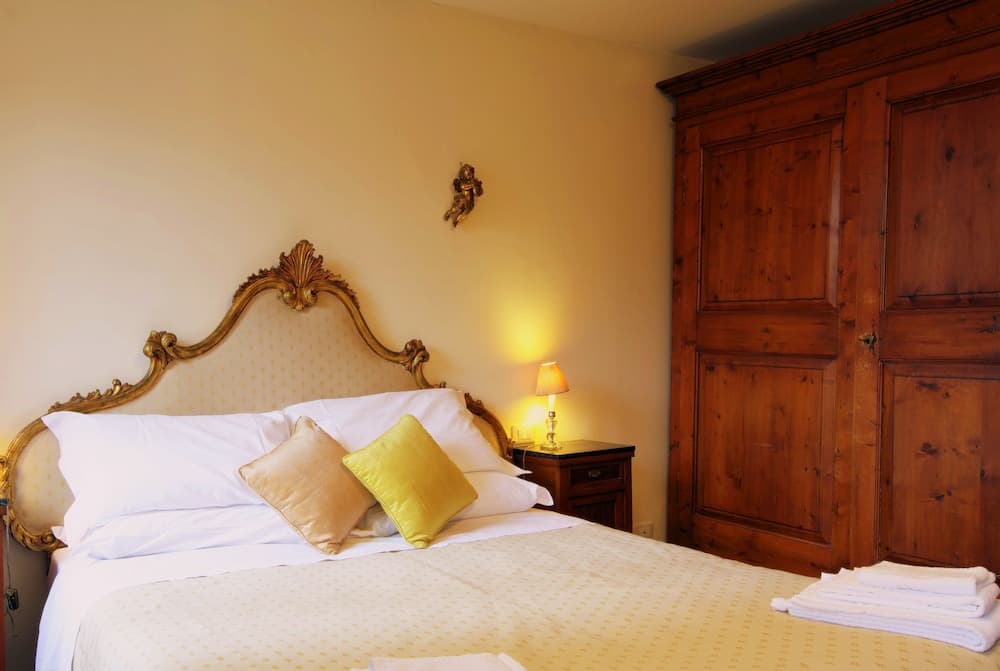 3749 Ponte Chiodo Guest House